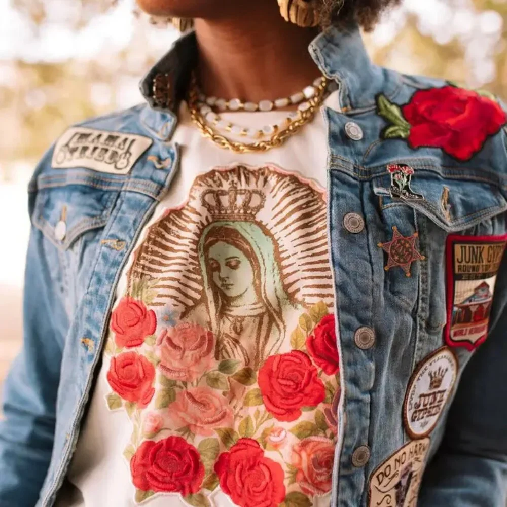 Rodeo Quincy Our Lady of Roses Tee NEW - Picture 2 of 2